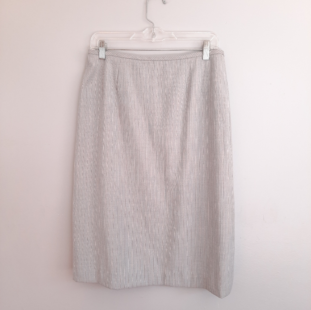 Signature by Larry Levine Gray Striped Pencil Skirt